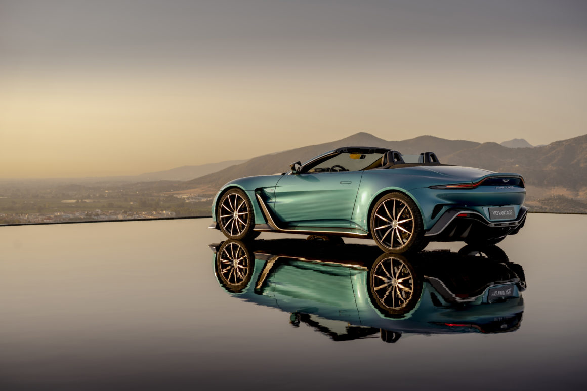 Aston martin - V12 vantage Roadster